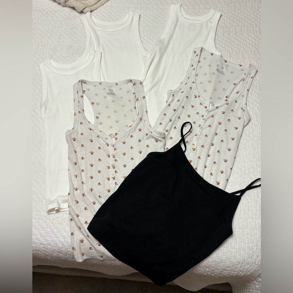 A New Day, Aerie, wild fable tank top bundle